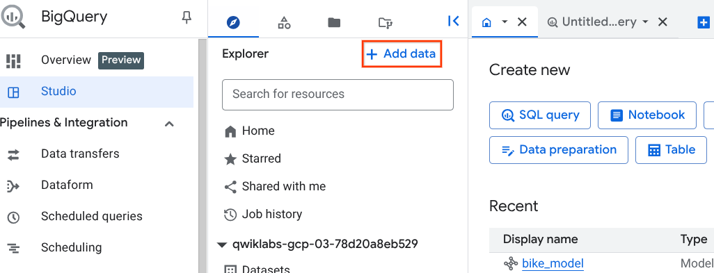 Página del explorador de BigQuery con un rectángulo verde alrededor del botón + Agregar datos