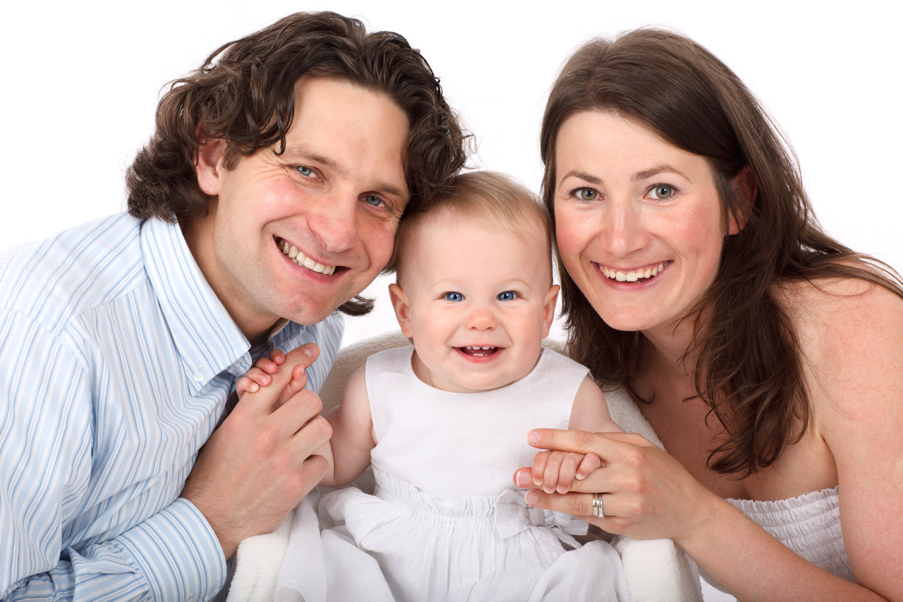 Una familia de tres personas